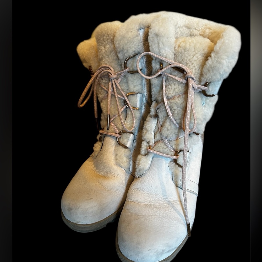 Sorel Joan of Arc Shearling Wedge Boot Cream/Tan Sz 10